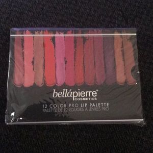 Bella Pierre pro lip palette